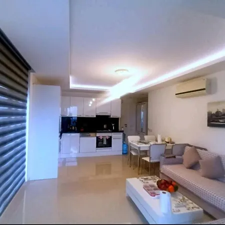 Appartement Very Close To Cleopatra Beach.