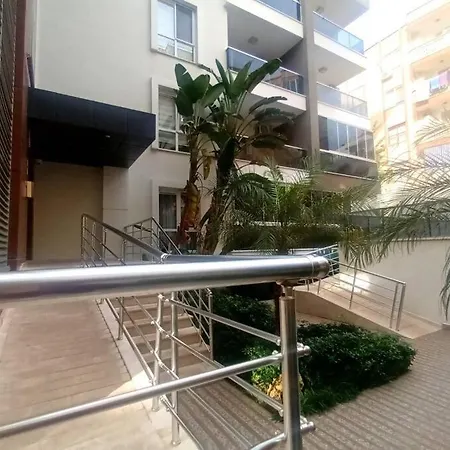 Apartament Very Close To Cleopatra Beach.