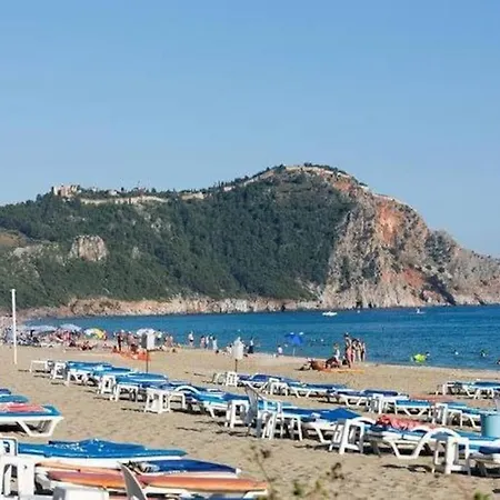 Apartman Very Close To Cleopatra Beach.