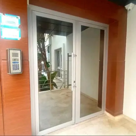 Very Close To Cleopatra Beach. Appartement *